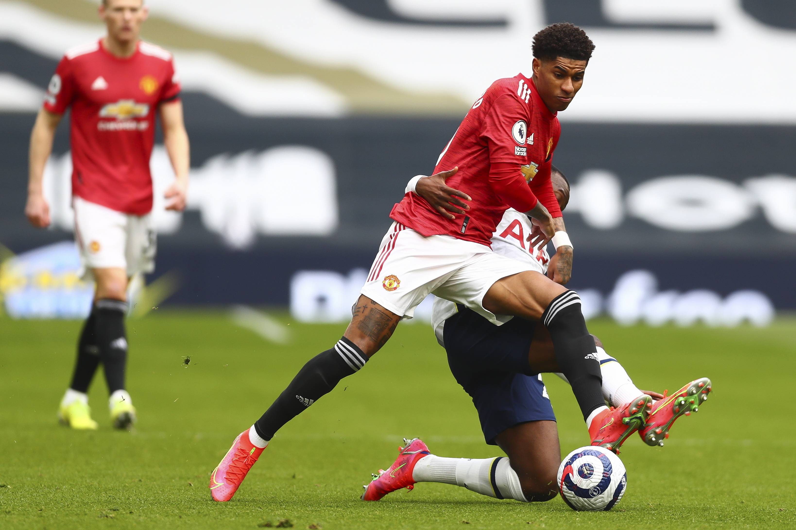 万美元的合 万美元的合